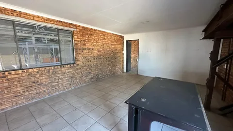 236 Wadeville Rd, Wadeville, Germiston, 1422, South Africa - 1000m² - Warehouse - Available To Let (7)